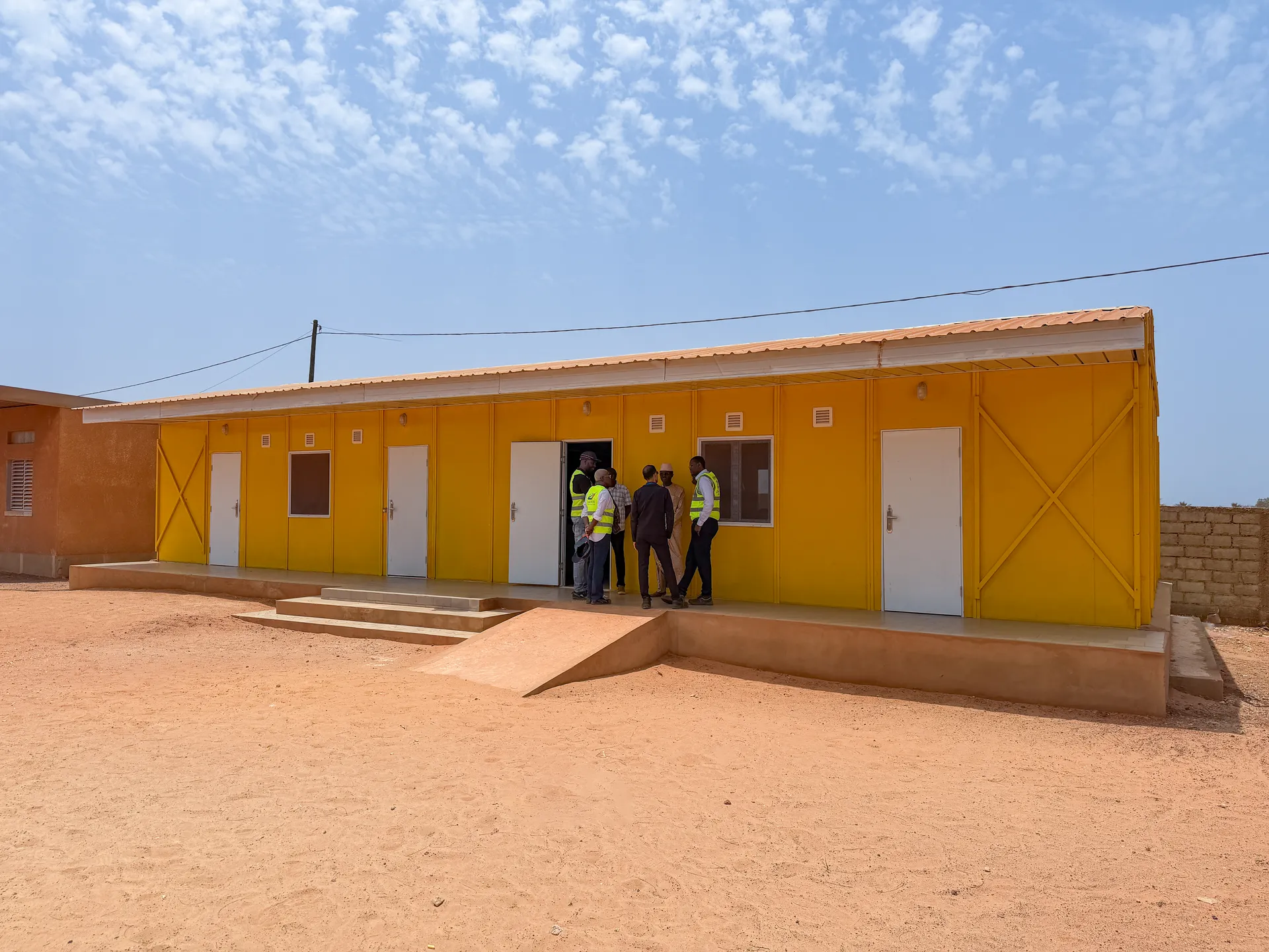 Infrastructure scolaire modulaire realisee par DIASS Industries